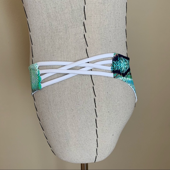 San Lorenzo Reversible Side Strap Bikini Bottom - Picture 3 of 6